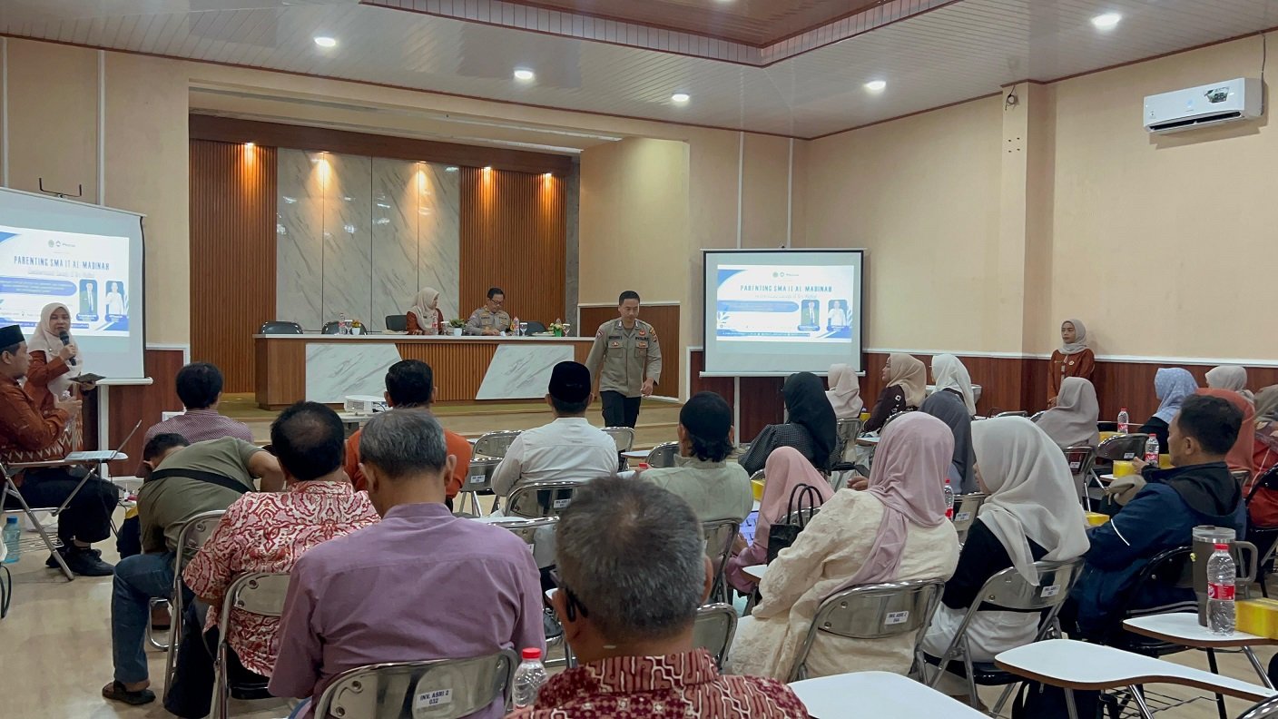 Seminar Parenting SIT AL-MADINAH Tahun Ajaran 2026/2027