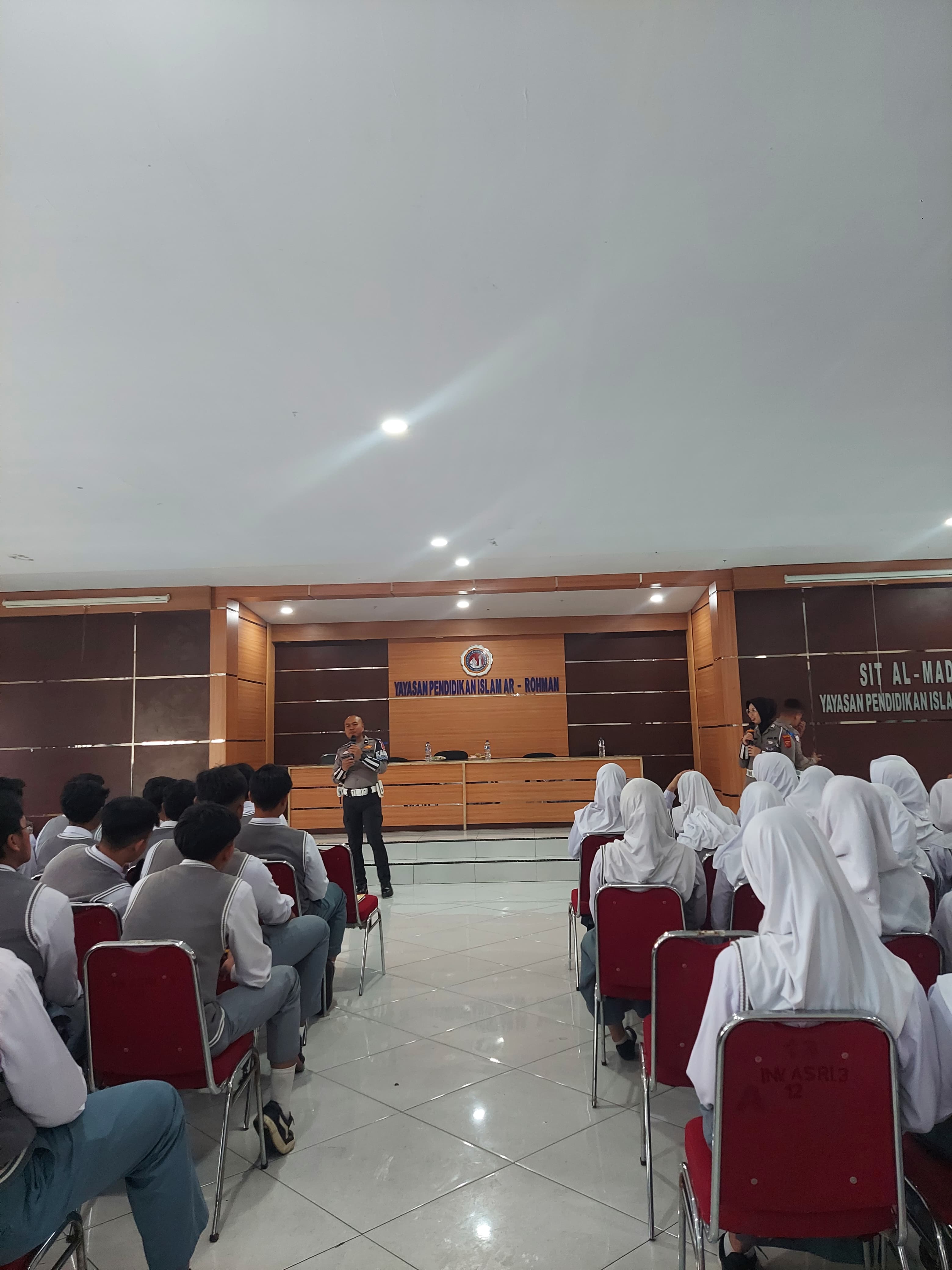 Sosialisasi Keamanan Berkendara oleh Polres Bogor kepada Siswa Kelas X dan XI