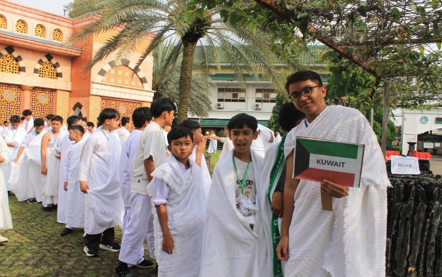 MANASIK HAJI SMP IT AL MADINAH 2025