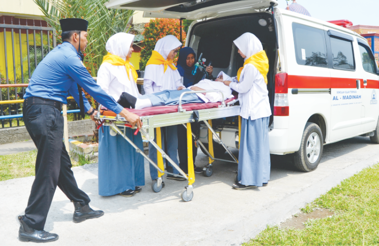 AMBULANCE SIT AL-MADINAH