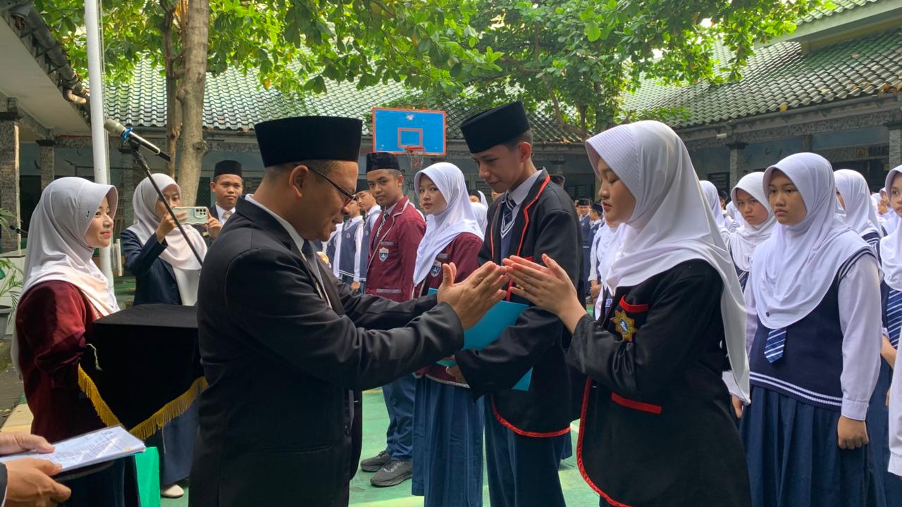 Pelantikan OSIS dan MPK