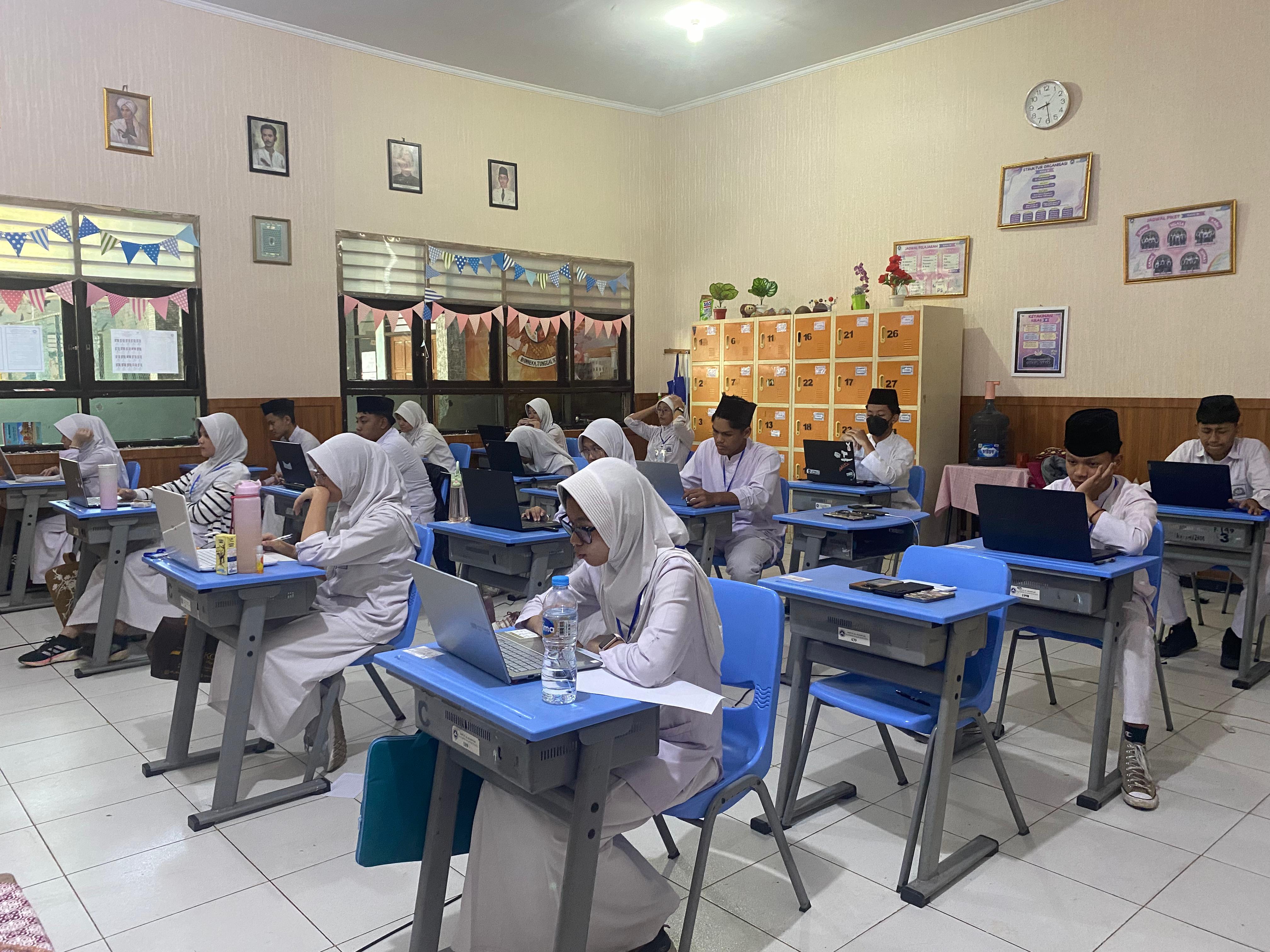 Ujian Sekolah Kelas 9