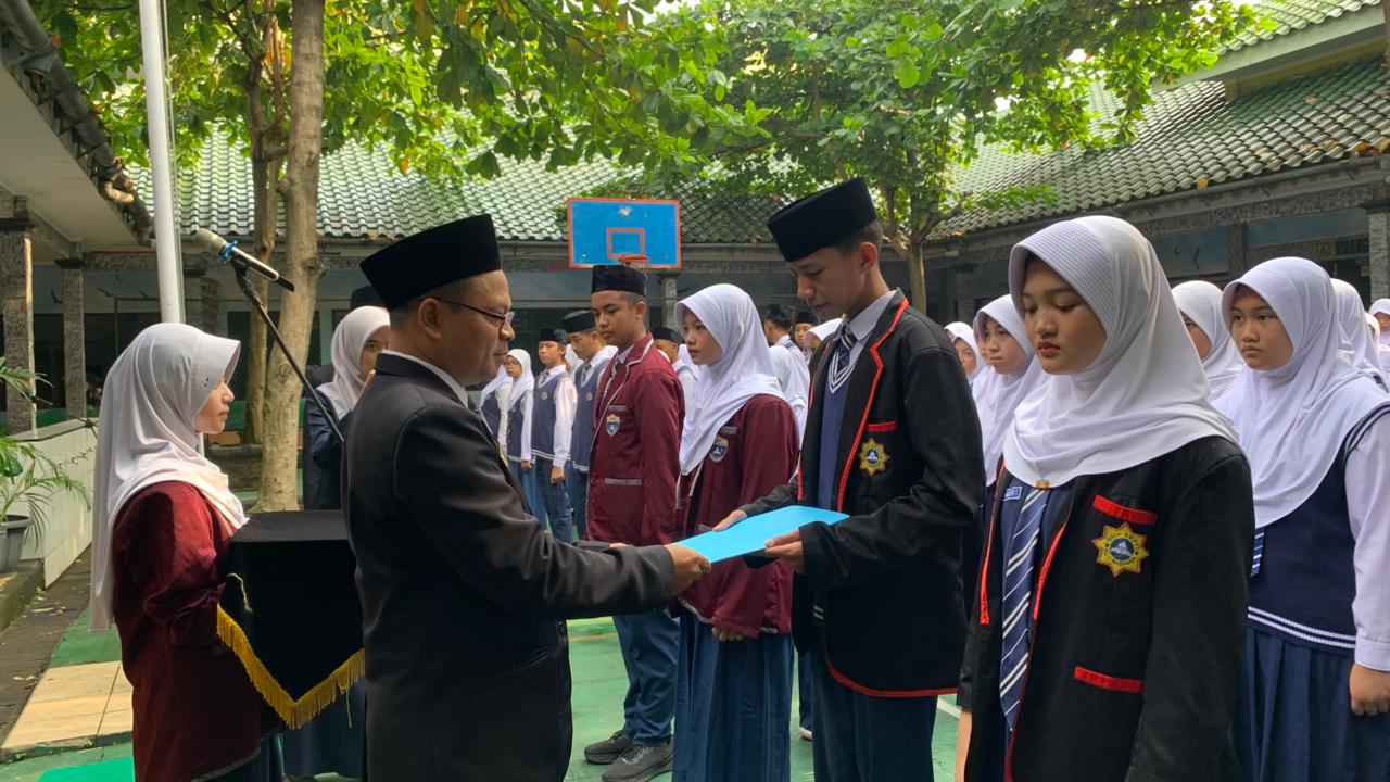 Pelantikan OSIS dan MPK