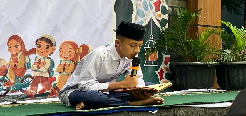 Membaca AL-Quran