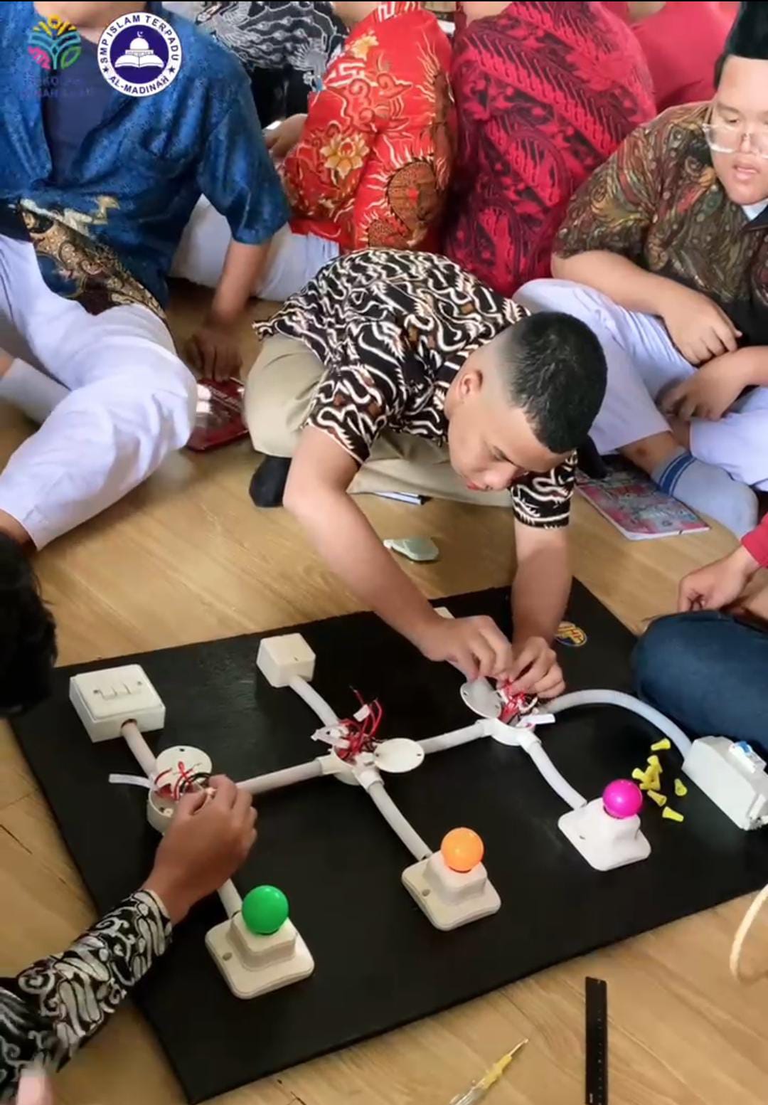 Kenalkan Instalasi Kelistrikan Sederhana (Univ.Pakuan)