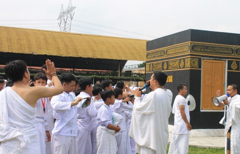Manasik Haji SMP IT Al-Madinah