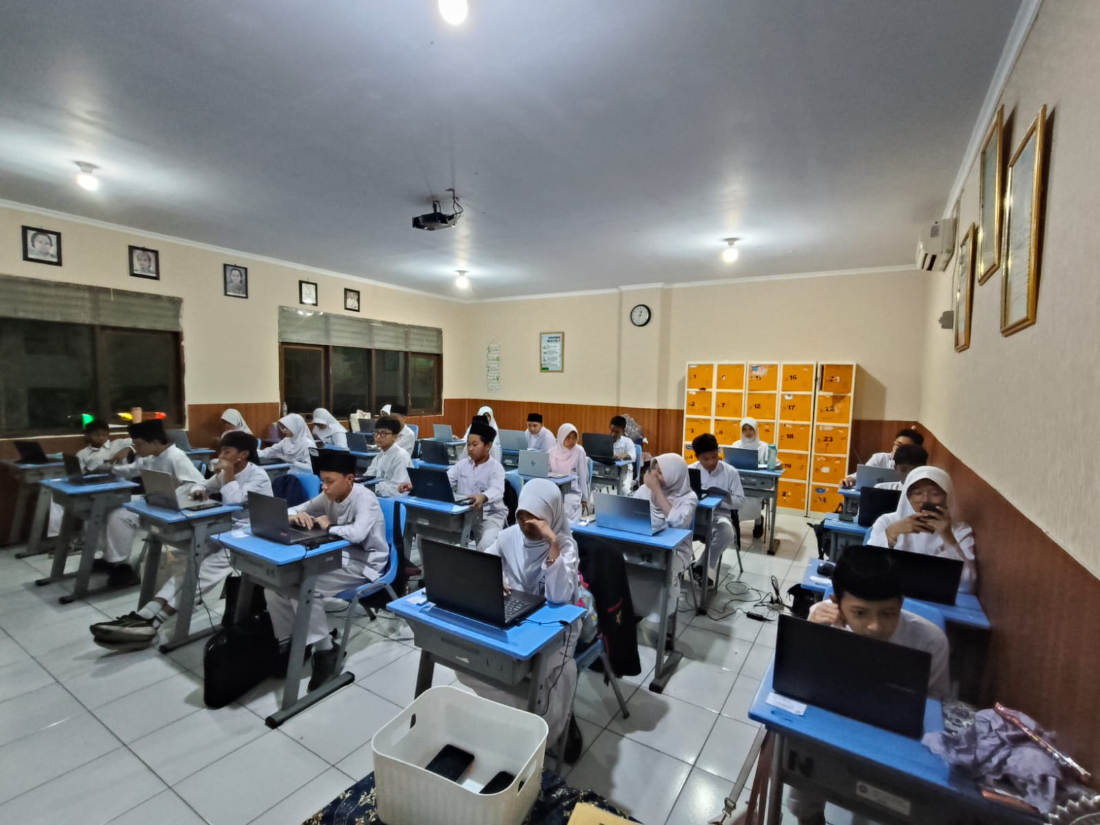 Sumatif Akhir Semester Ganjil