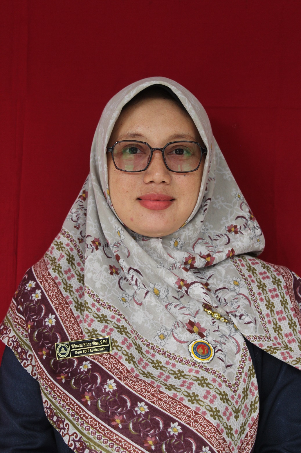 Winarni Erina Vina, S.Pd, Gr.