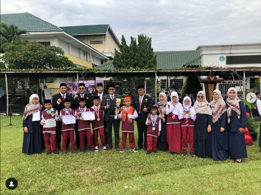 Profil Pencapaian dan Kontribusi Yayasan Al Madinah Bogor dalam Pengembangan Pendidikan dan Masyarakat